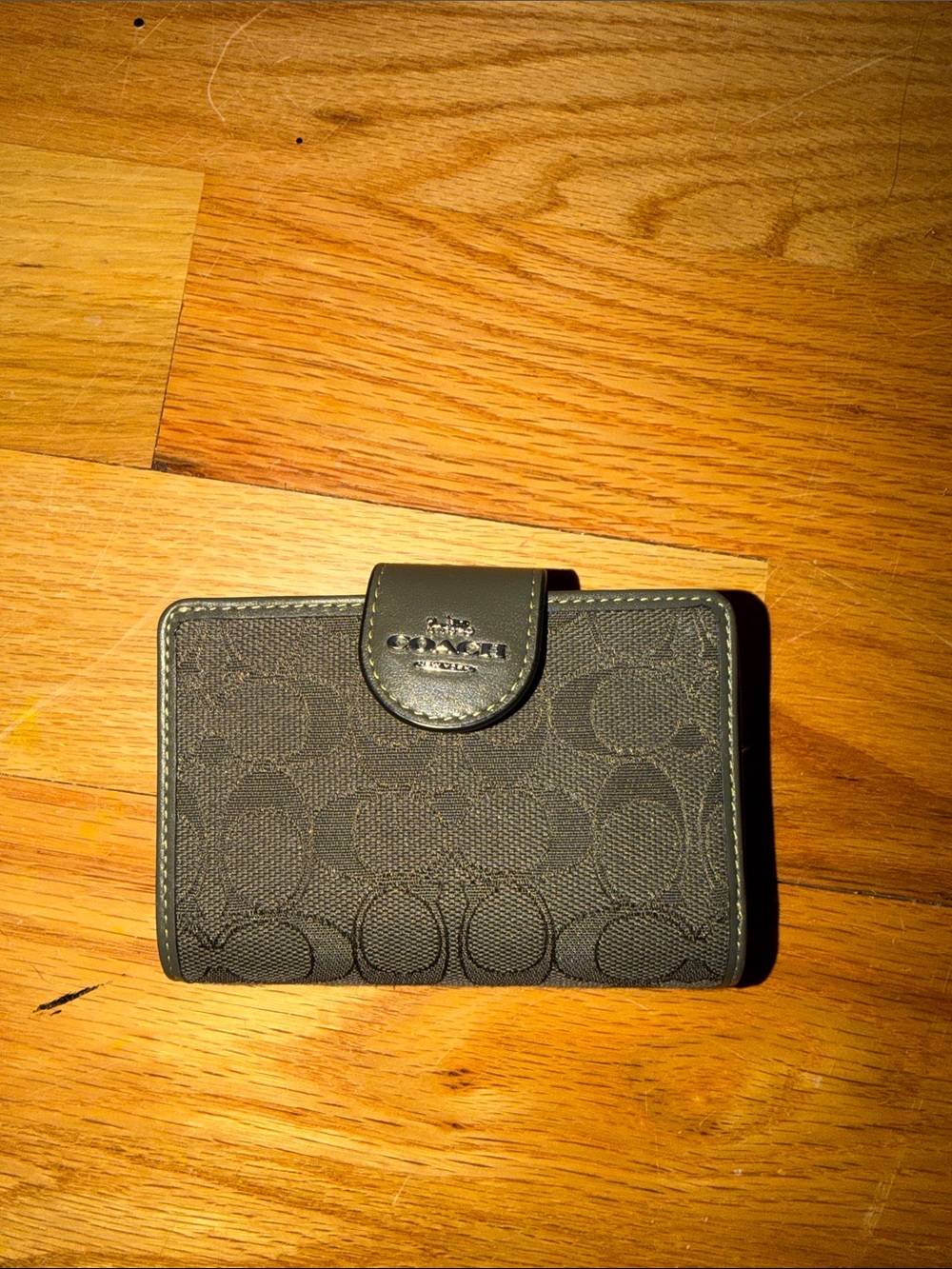 Coach hunter green Signature Canvas Snap Wallet